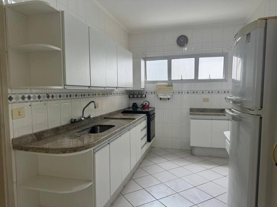 Apartamento Com Vista Mar 瓜鲁雅 外观 照片