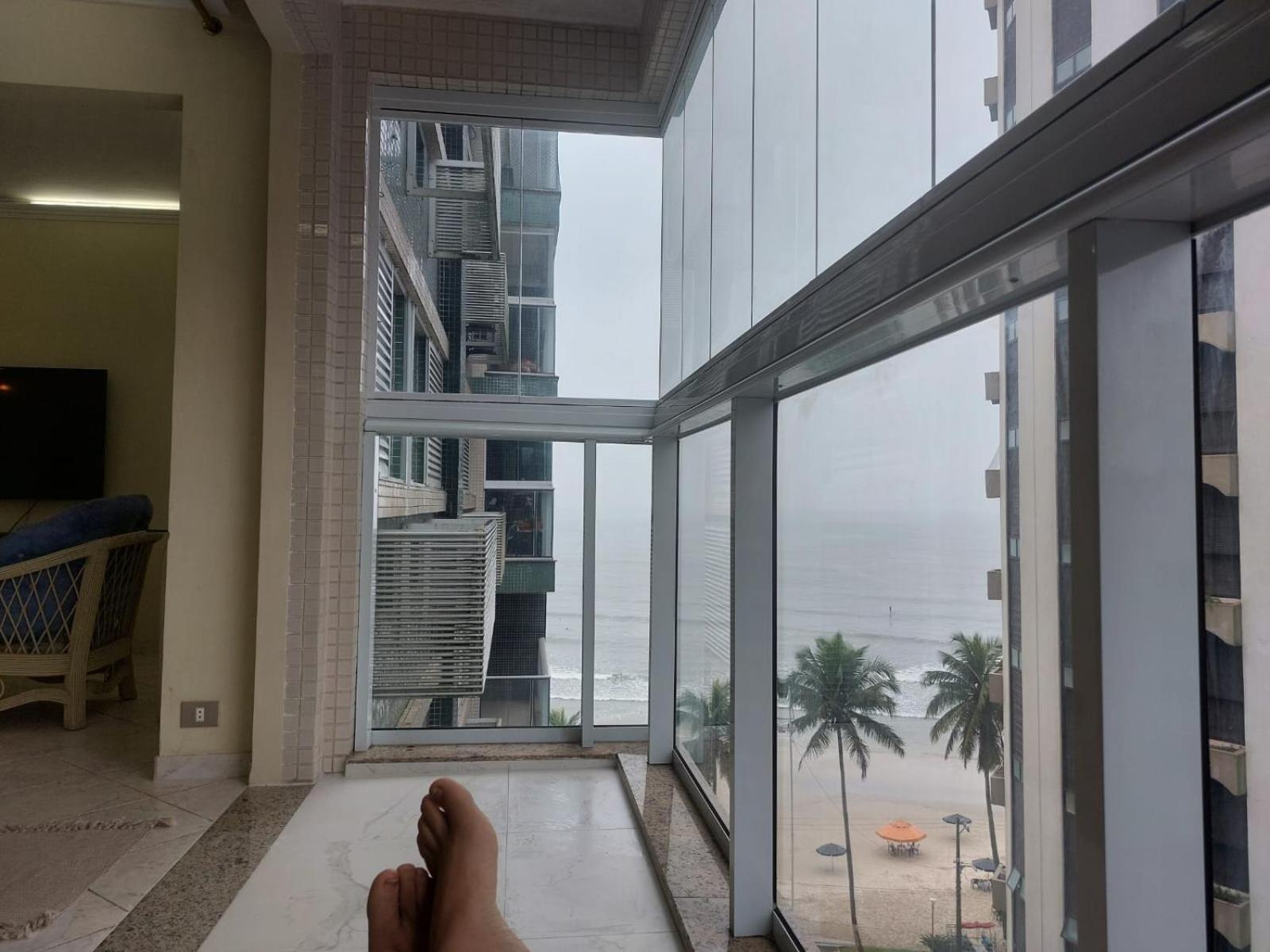 Apartamento Com Vista Mar 瓜鲁雅 外观 照片